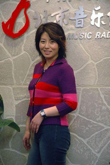 dj郑洋的资料,音乐灵魂的舞者，电音世界的璀璨星辰